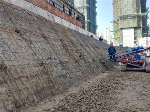 江口建筑边坡支护